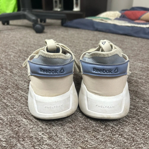 Reebox Women’s  Beige Running Shoes - Picture 3 of 6